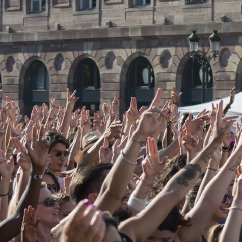 foule kléber manifestation