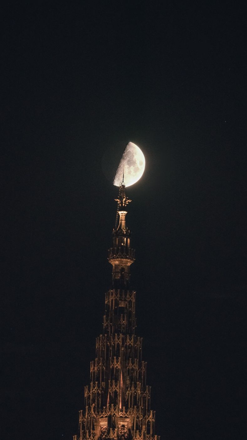 Cathédrale + strasbourg + lune + coco kimenau