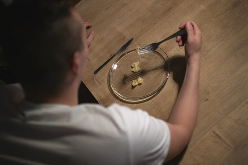 précarité etudiants frigo vide précarité pauvreté alimentation