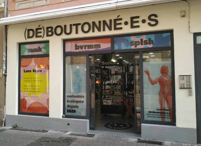 Love store Deboutonnees sexshop credit photo Caroline Alonso (29)