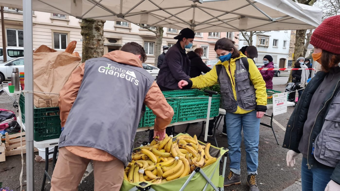 tente des glaneurs marché de la marne 9