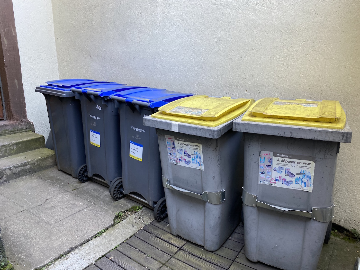 Eurométropole de Strasbourg. Tri des déchets : nouvelles règles, tous les  papiers et emballages sont concernés