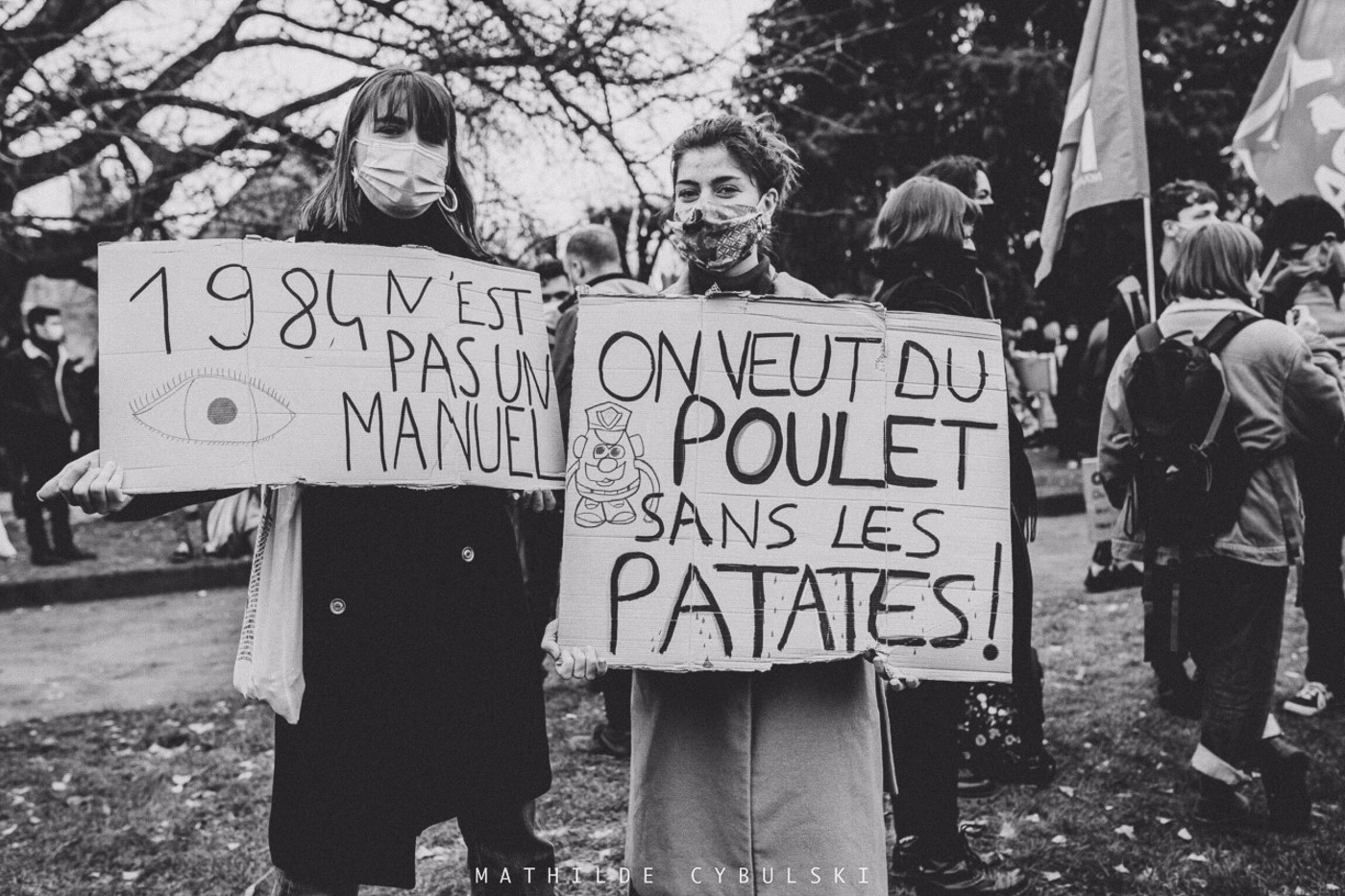 © Mathilde Cybulski + manifestation + photographie + 5 décembre 2020 + sécurité globale + 1984