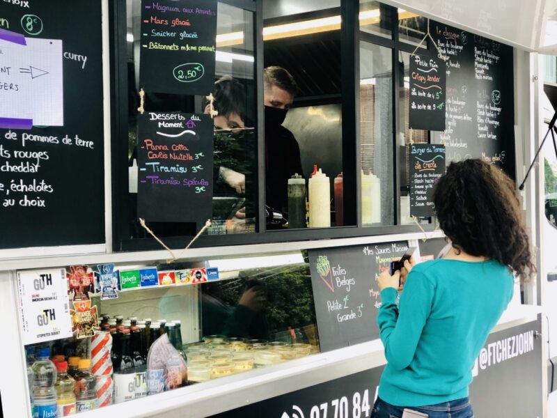 Du soleil des food trucks et des copains plade des halles  (10)