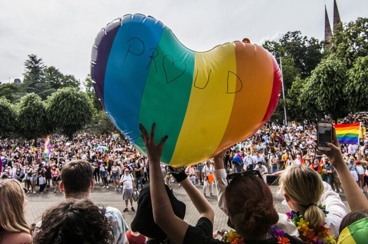 Marche des Visibilités 2021 Pride Fiertés Libertés LGBTI+@  Martin Lelievre Strasbourg 2021_89 (25)