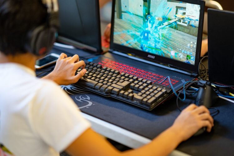 thumbnail_19-08-23 Start To Play 2019 © Bartosch Salmanski – 128db.fr 0681