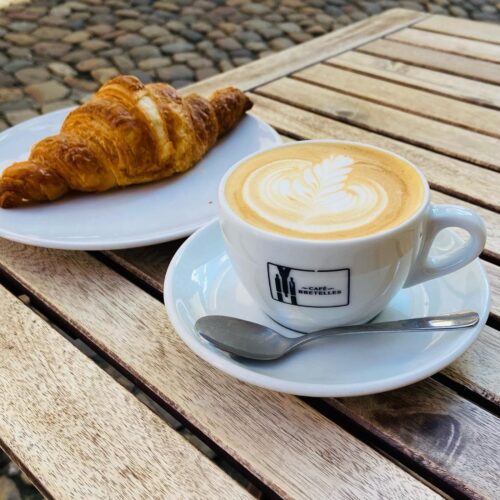 Croissant café bretelles