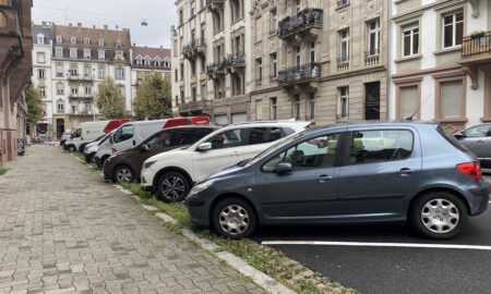 Voitures stationnement