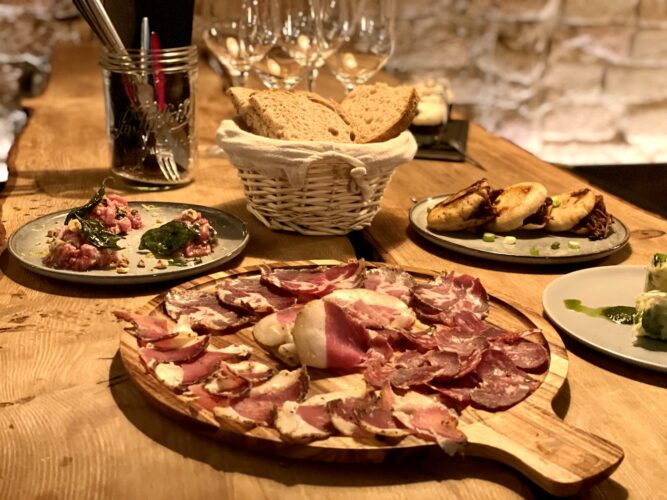 a cantina
