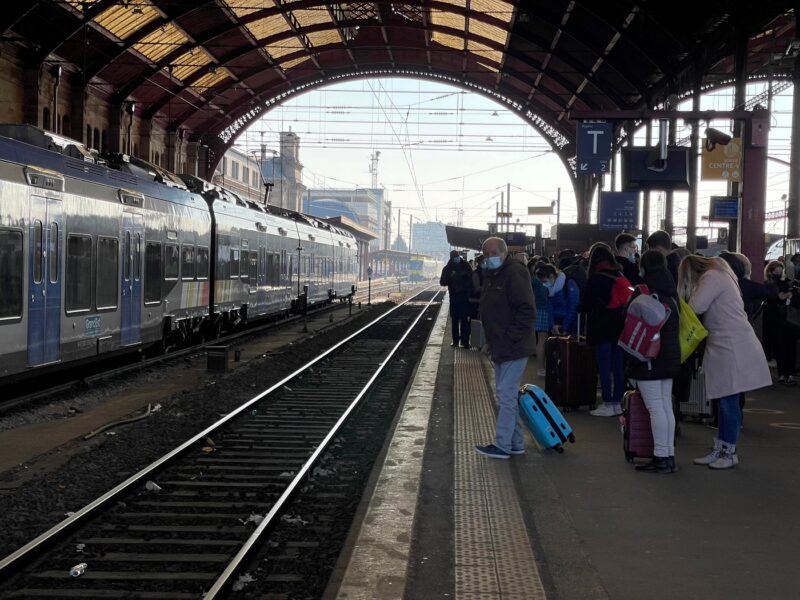 gare transports voyage sncf