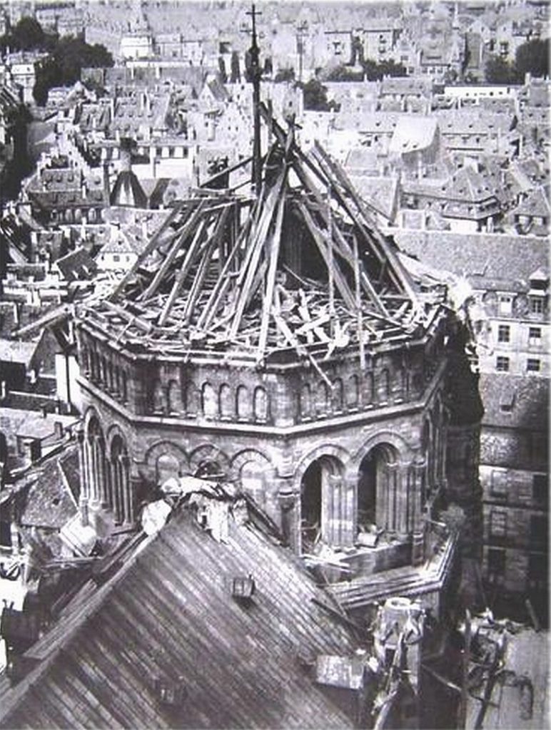 tour klotz cathedrale bombardement seconde guerre mondiale