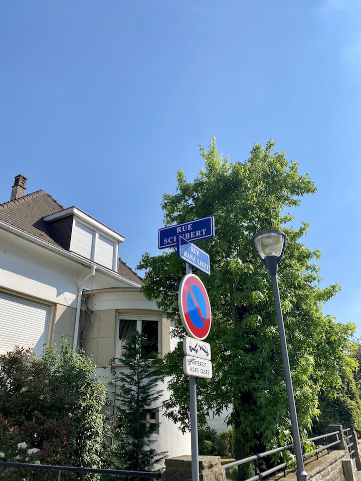 Intersection entre les rues Schubert et Lizst