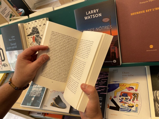 image d&rsquo;illustration lire un livre