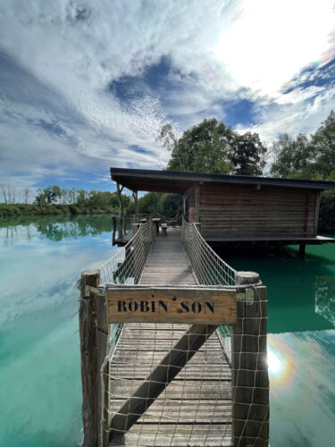 gites les robinsons logement insolite tourisme cabanes sur pilotis