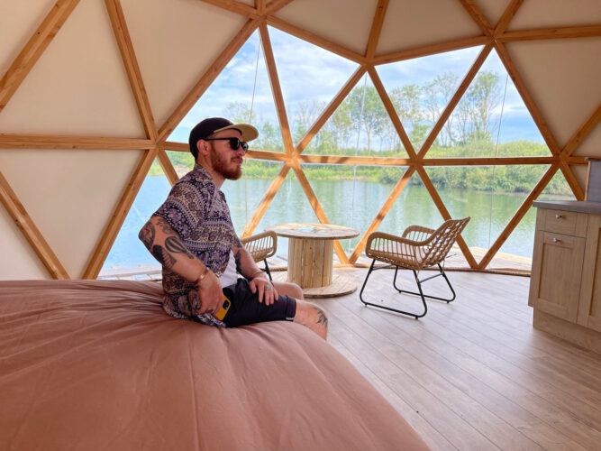 gites les robinsons logement insolite tourisme cabanes sur pilotis