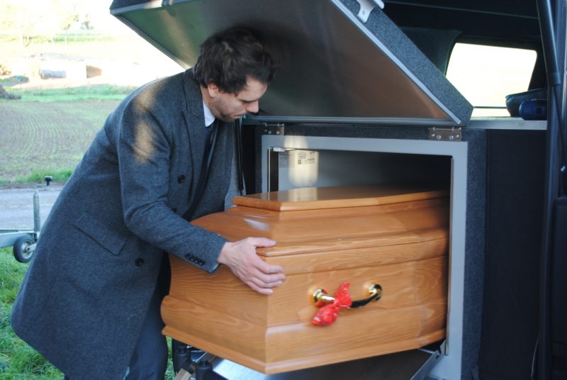 Dépôt de cercueils des Pompes Funèbres de France de Strasbourg
