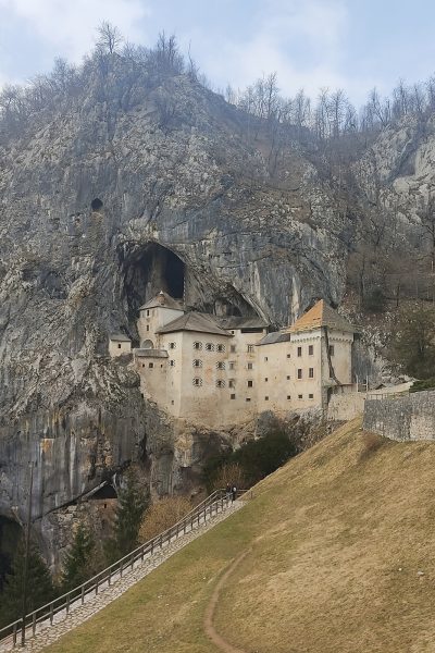 Château de Predjama Slovénie