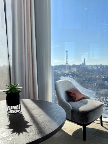L&rsquo;archipel bar restaurant Skyloungebar