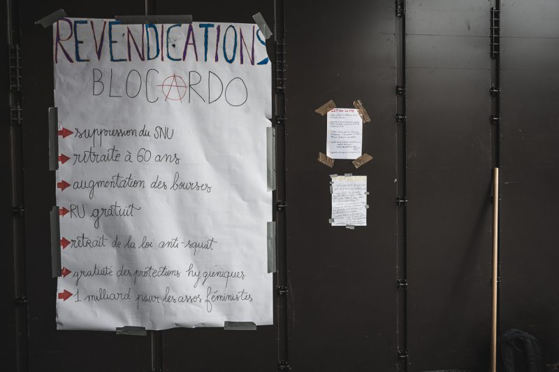 Mobilisation étudiant blocage université grève