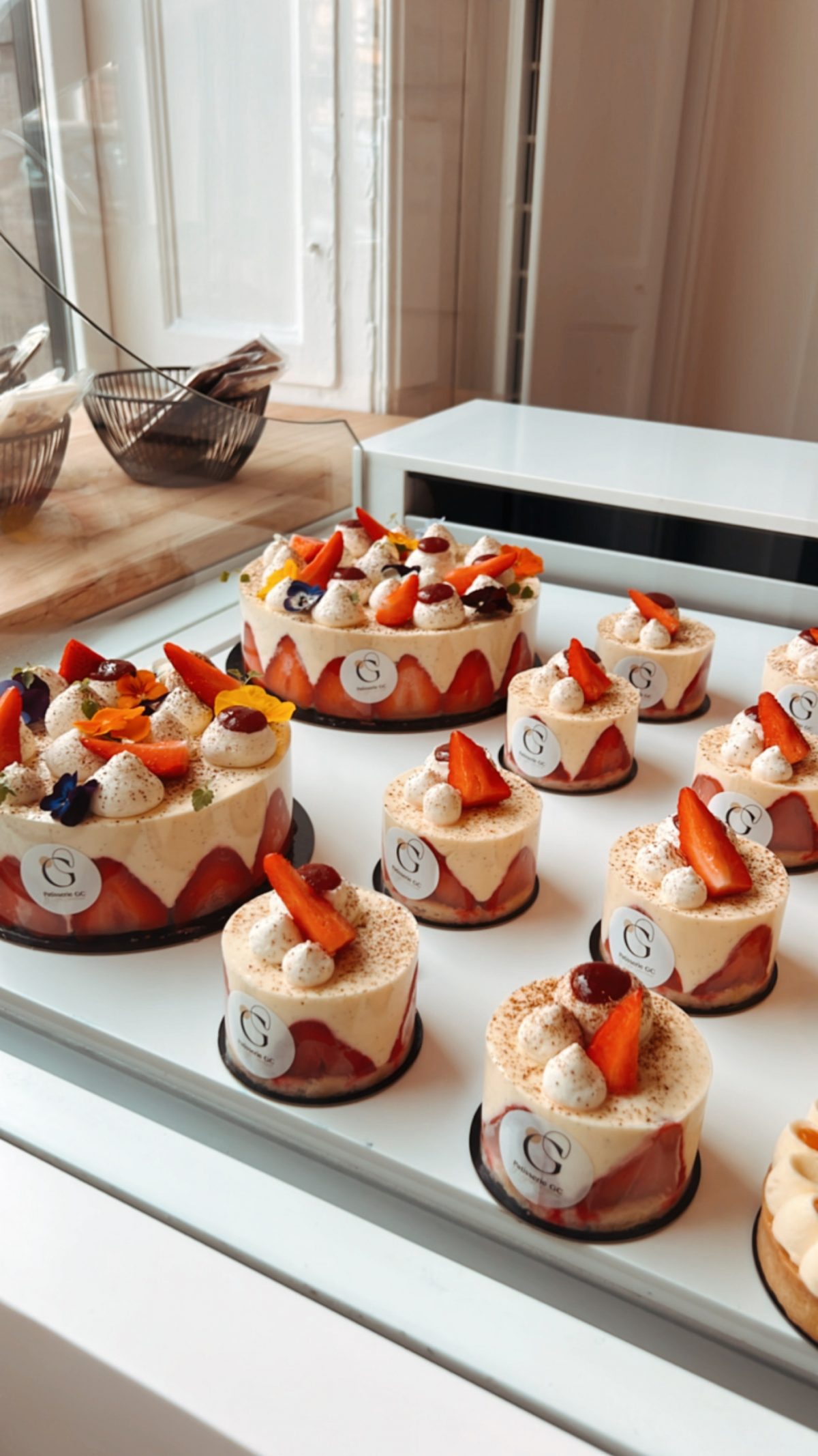 p-tisserie-gc-la-nouvelle-boutique-strasbourgeoise-o-se-m-lent-cakes