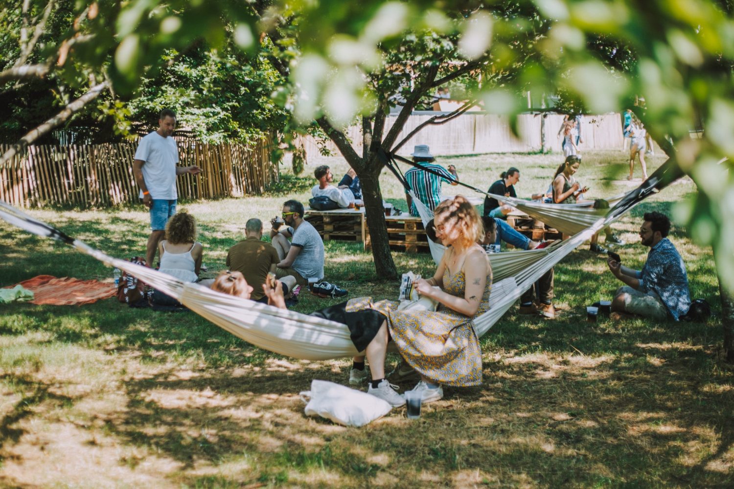 Fête ensoleillée : ce week-end, un open air XXL s'installe au Jardin ...