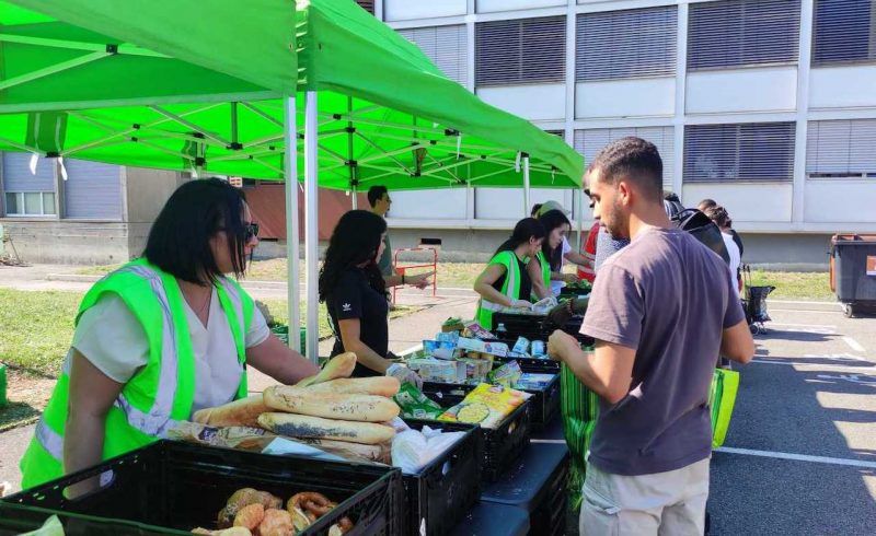 distribution étudiants les Compagnons de l&rsquo;Espoir précarité étudiante alimentation solidarité distribution