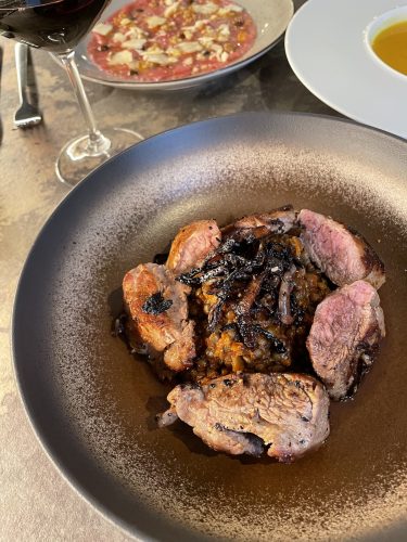 LE Luxe restaurant