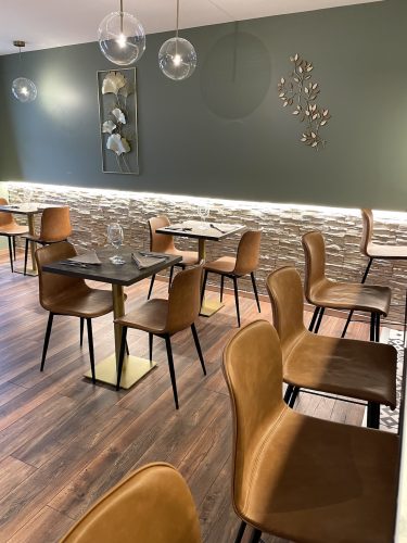 LE Luxe restaurant