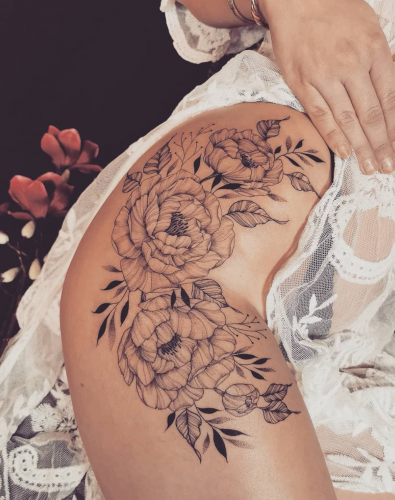 Mia Blackrose (2) tatouage