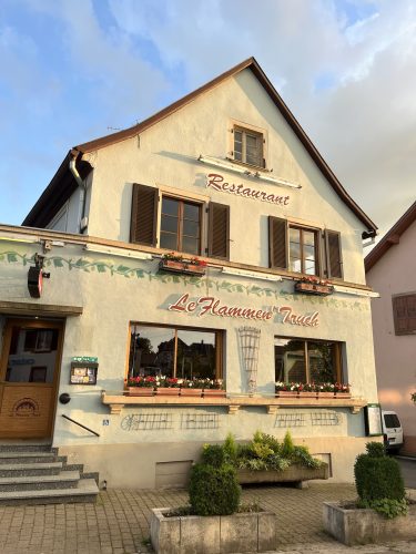 Flammen&rsquo;Truch terrasse tarte flambée weadele choucroute poisson