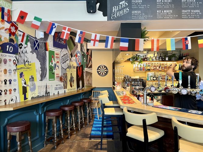 Pub anglais Queen Elizabeth