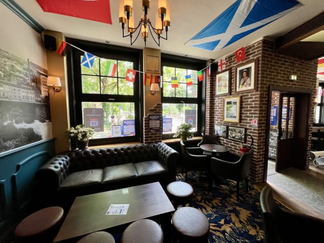 Pub anglais Queen Elizabeth
