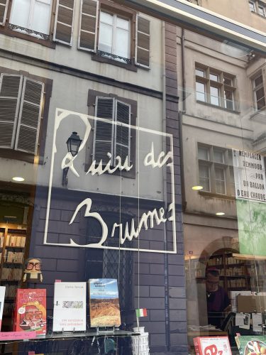 Guide LGBT SimiliQueer librairie quai des brumes