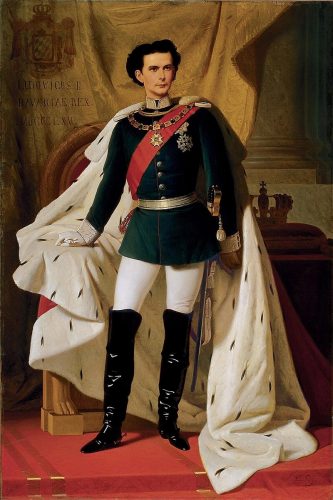 König_Ludwig_II._von_Bayern_in_Generalsuniform_mit_dem_Krönungsmantel