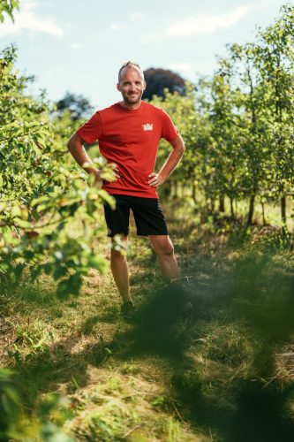 Maraicher champ ferme bio fruits et légumes