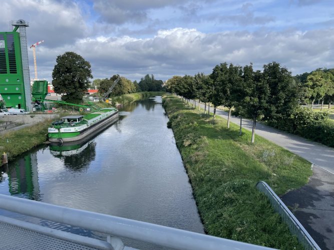 Début canal de la Marne au Rhin