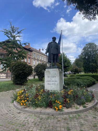 Statue Mangin Sarrebourg