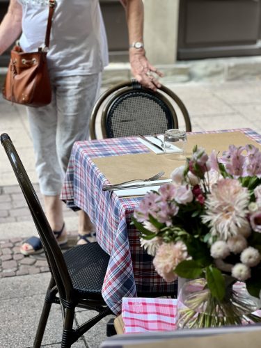 Saint Sépulcre restaurant Alsacien caveau carré d’or waldele jarret