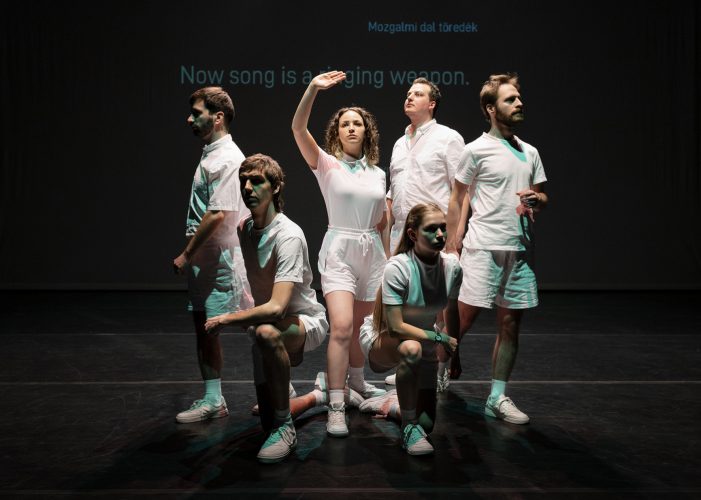 Singing Youth + maillon