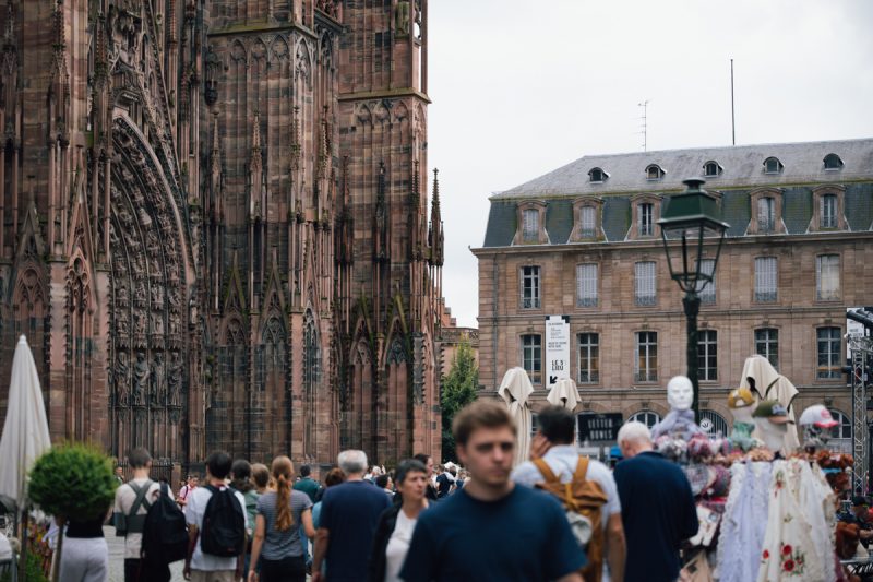 touristes cathédrale 2