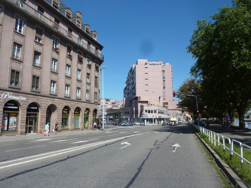 1440px-Quai_du_Général_Koenig_Strasbourg_22179