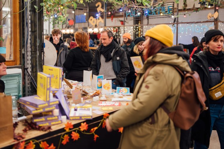 Makerland Noël + Atelier Éclairés + Coop