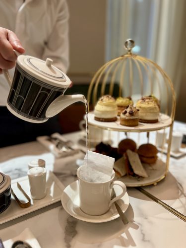 Tea Time hotel  La Maison rouge