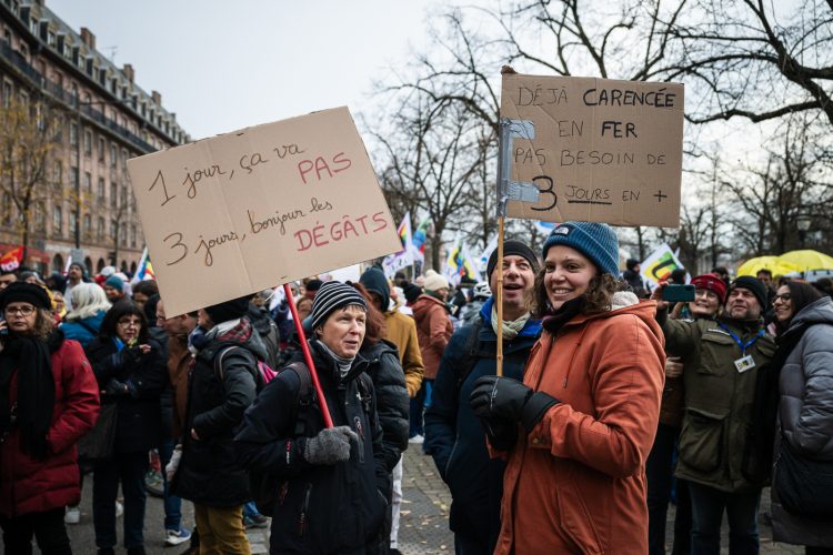 Manifestation services publics fonction publique grève fonctionnaires éducation