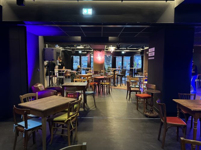 Quai de scène salle de spectacle