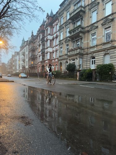 pluie rue vélo