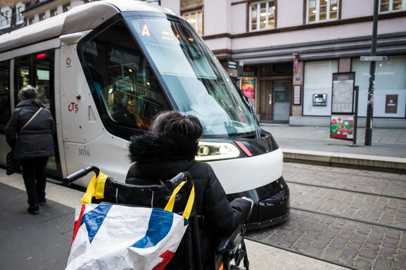 Handicap fauteuil roulant Strasbourg accessibilité