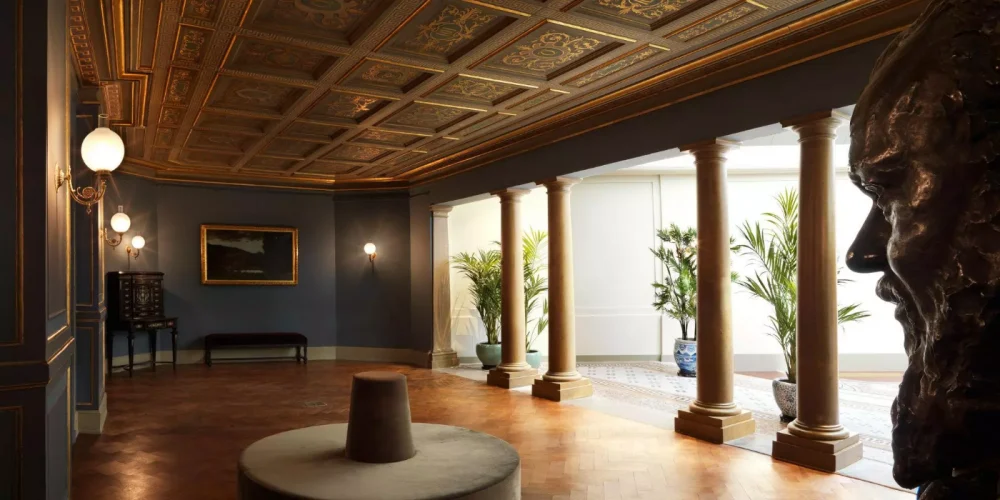 Salon des colonnes – Musée National Jean-Jacques Henner