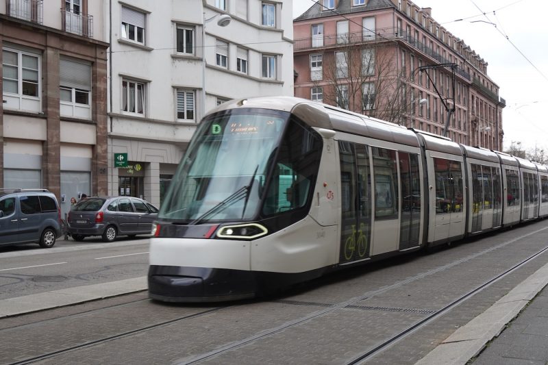 tram porte de l&rsquo;hôpital