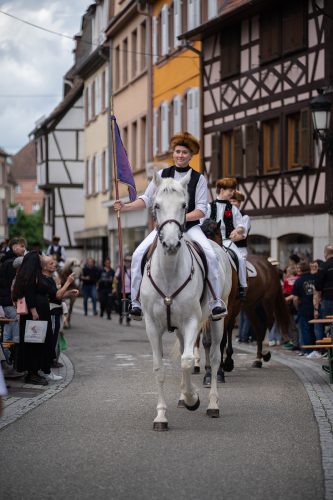 Pentecôte wissembourg costume traditionnel alsacien (2)
